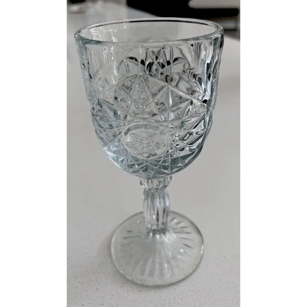 Libbey Starburst Ribbed Stem Heavy Cut Clear Glass Wine Goblets Set Of 2